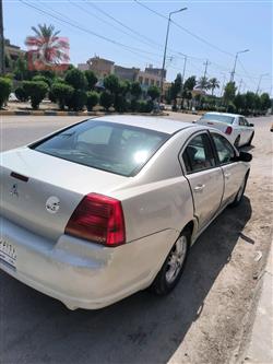 ميتسوبيشي جالنت